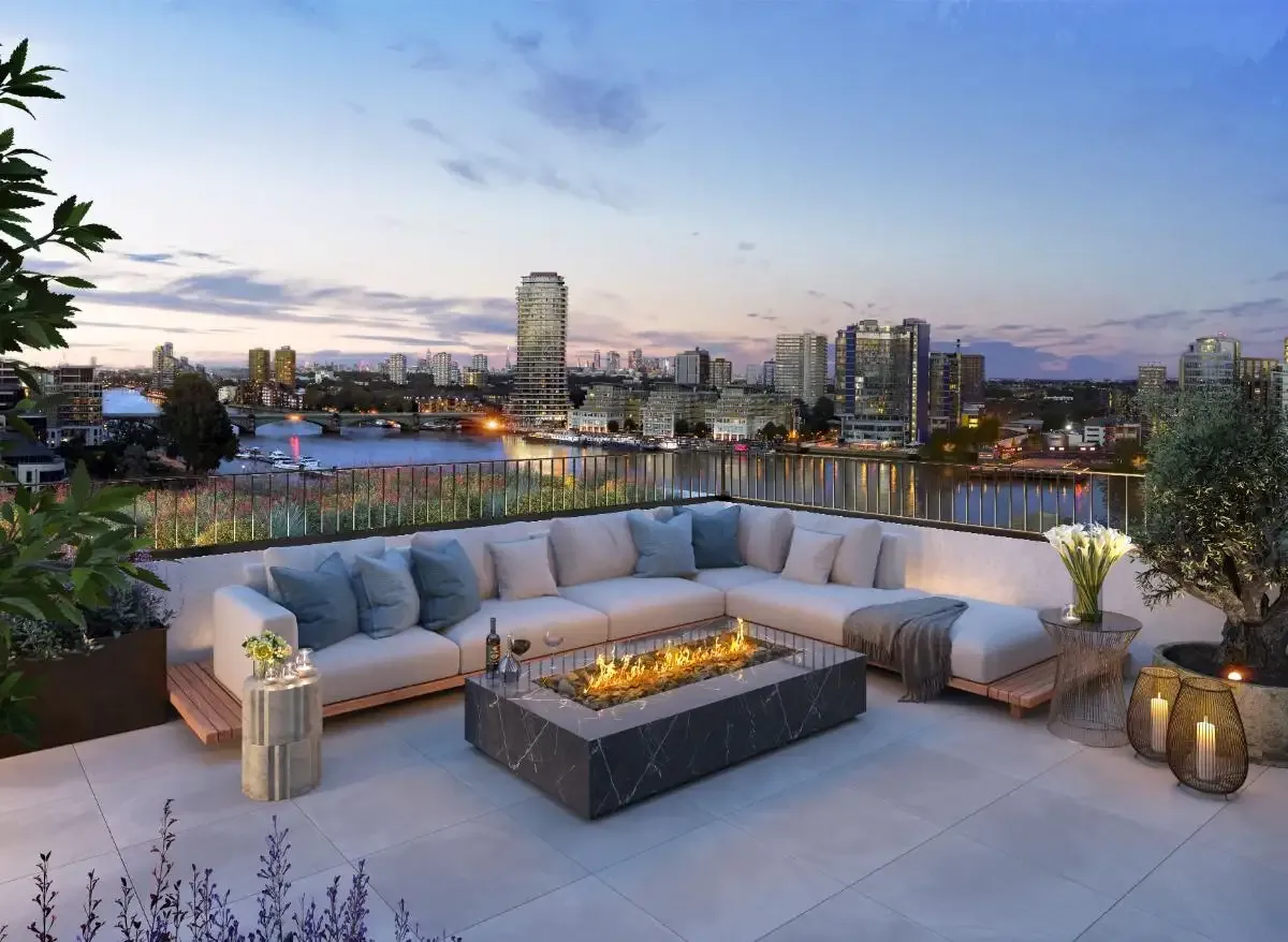 2 bed · 990 sq ft