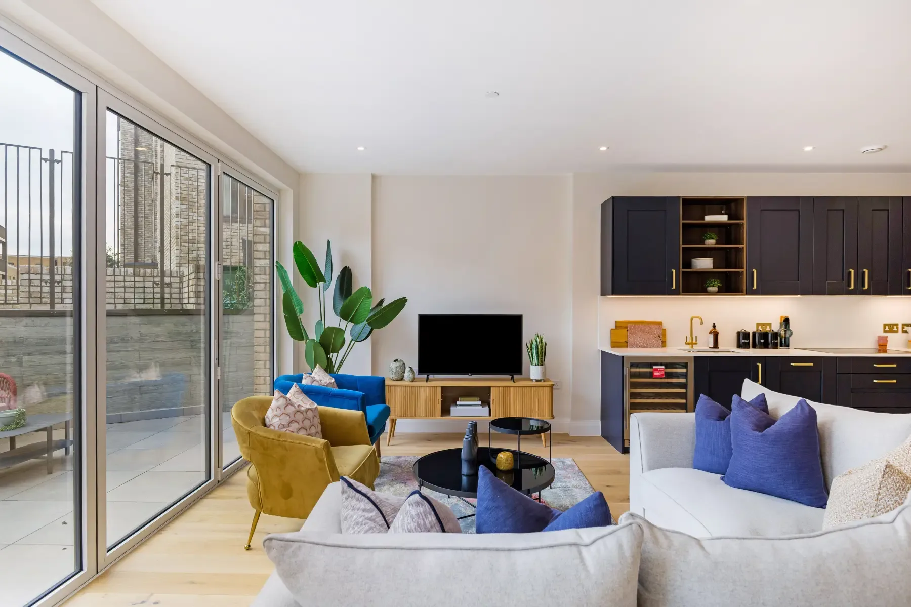 2 bed · 1173 sq ft