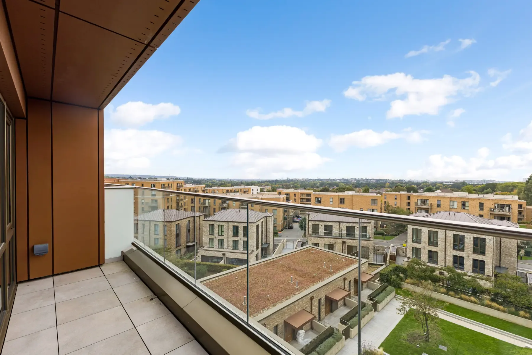 2 bed · 1195 sq ft