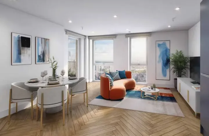 2 bed · 758 sq ft